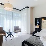 Prywatny W Diune Apartment